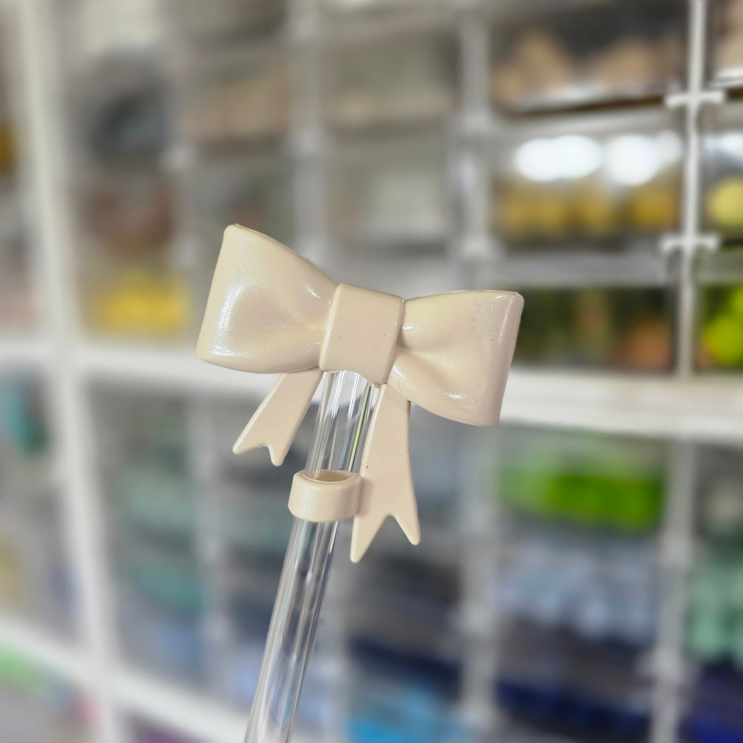 Ivory Straw Topper